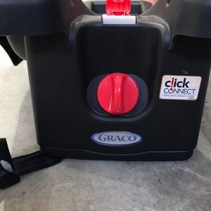 Graco click connect baby carrier base